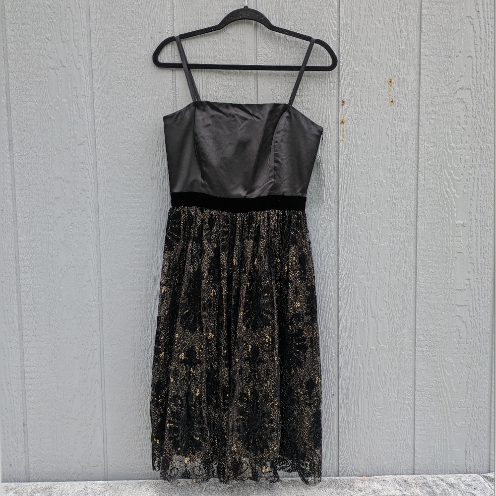 Tahari Arthur S. Levine‎ Corset Top Dress Lace Overlay Sz 6